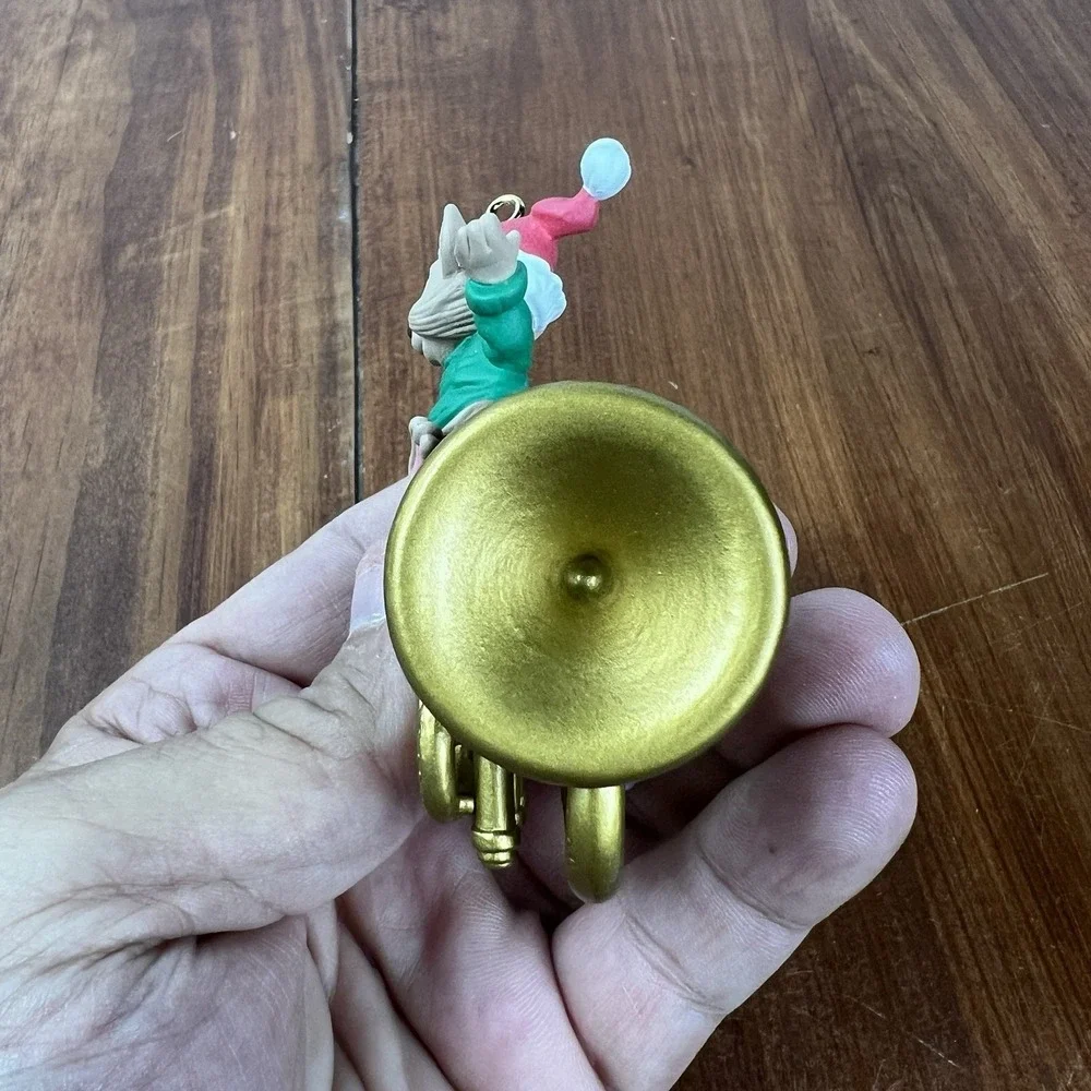 1996 Hallmark Keepsake Ornament A Little Song and Dance Mice Horn QX6211